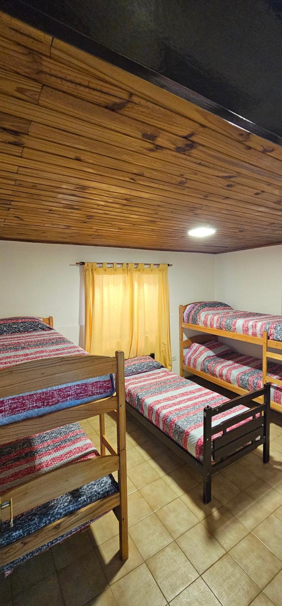 Matices Hostel Centro Ел Калафате Екстериор снимка